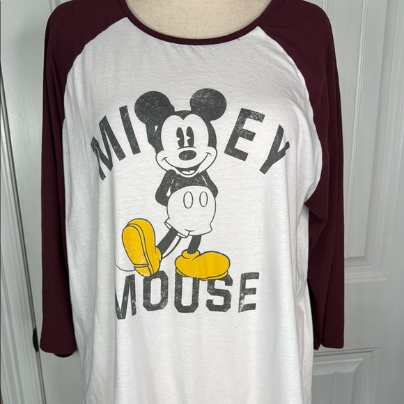 Disney Mickey Mouse Long Sleeve Shirt - White and Maroon Sz 2X - Picture 2 of 7